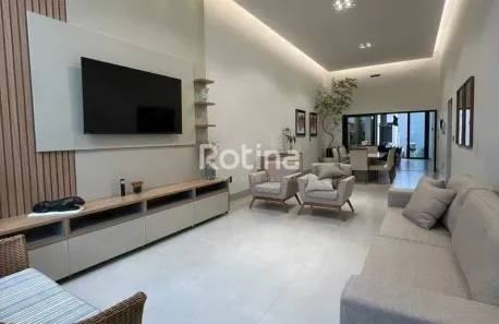 Casa com 3 Quartos à venda, 170m² no Aclimação, Uberlândia