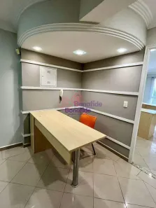 Sala Comercial à venda, 70m² no Vila Boaventura, Jundiaí