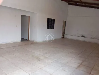 Casa com 3 Quartos à venda, 182m² no Petrópolis, Várzea Grande