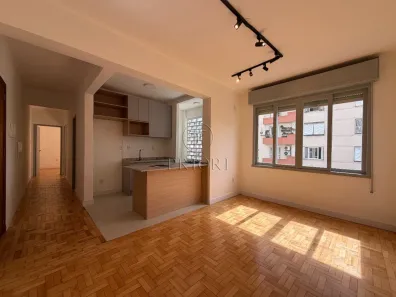 Apartamento com 2 Quartos à venda, 60m² no Cidade Baixa, Porto Alegre