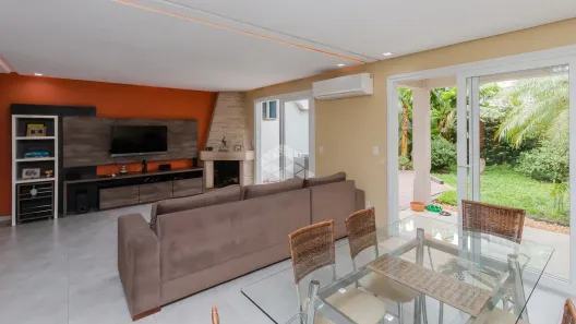 Casa de Condomínio com 3 Quartos à venda, 216m² no Sarandi, Porto Alegre