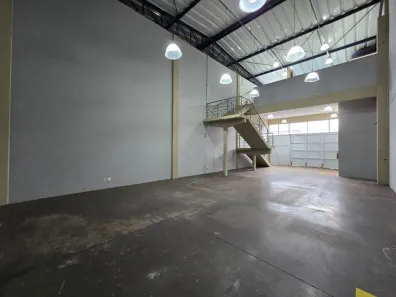 Ponto Comercial para alugar, 234m² no Jardim Amélia, Americana
