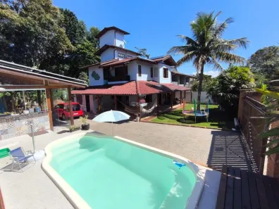 Casa com 4 Quartos para alugar, 200m² no Rio Tavares, Florianópolis