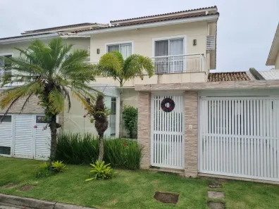 Casa de Condomínio com 4 Quartos à venda, 210m² no Recreio dos Bandeirantes, Rio de Janeiro