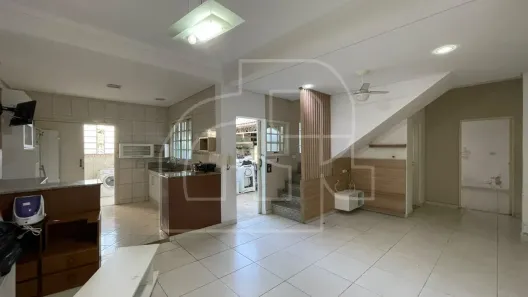 Sobrado com 3 Quartos para alugar, 200m² no Jardim Santa Maria, Jacareí
