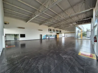Prédio Comercial para alugar, 2000m² no 2ª Zona Industrial, Jaú