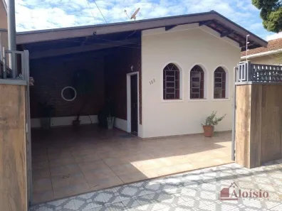 Casa com 3 Quartos à venda, 180m² no Vila Paulista, Taubaté