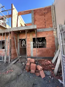 Sobrado com 3 Quartos à venda, 74m² no Sítio Cercado, Curitiba