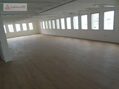 Sala Comercial para alugar, 200m² no Consolação, São Paulo