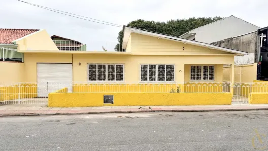 Imóvel Comercial para alugar, 263m² no Jardim Atlântico, Florianópolis