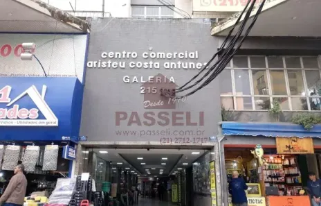 Sala Comercial para alugar, 205m² no Centro, São Gonçalo