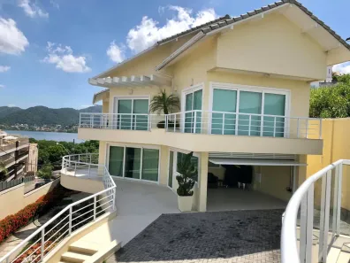 Casa com 5 Quartos à venda, 380m² no Piratininga, Niterói