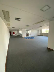 Sala Comercial para alugar, 630m² no Asa Norte, Brasília