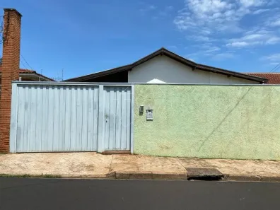 Casa com 3 Quartos à venda, 231m² no Centro, Araraquara