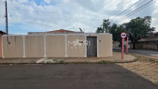 Casa com 3 Quartos para alugar, 251m² no Vila Xavier (Vila Xavier), Araraquara