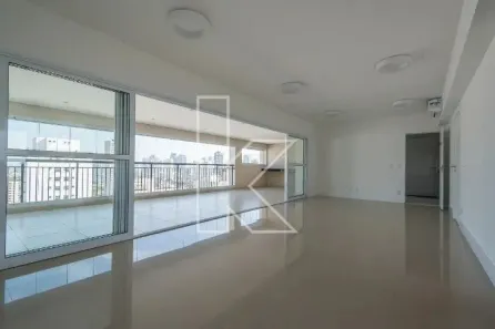 Apartamento com 3 Quartos para alugar, 213m² no Santo Amaro, São Paulo