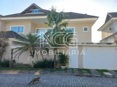 Casa de Condomínio com 4 Quartos para venda ou aluguel, 300m² no Vargem Pequena, Rio de Janeiro