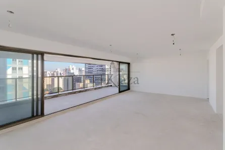 Apartamento com 3 Quartos à venda, 213m² no Cerqueira César, São Paulo