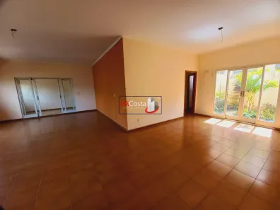 Casa com 3 Quartos à venda, 225m² no Jardim São Vicente, Franca