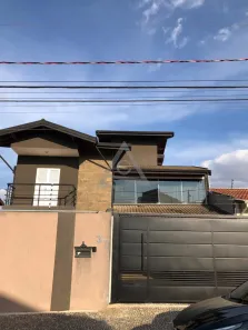 Casa com 3 Quartos à venda, 288m² no Jardim América, Paulínia