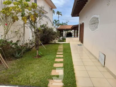Casa com 3 Quartos à venda, 750m² no Parque Taquaral, Campinas