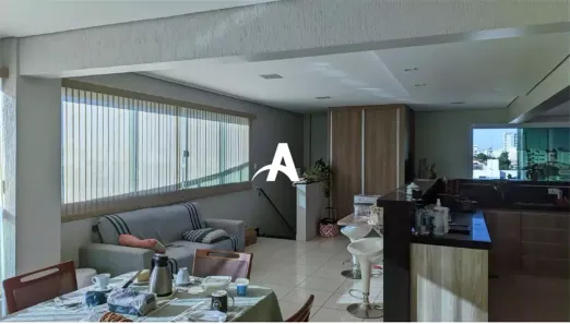 Cobertura com 3 Quartos à venda, 207m² no Santa Mônica, Uberlândia