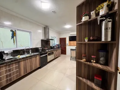Sobrado com 4 Quartos à venda, 192m² no Boqueirão, Praia Grande