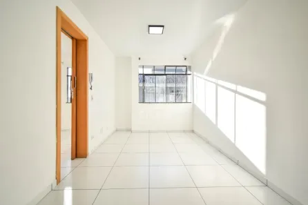Apartamento com 2 Quartos para alugar, 41m² no Alto Boqueirão, Curitiba