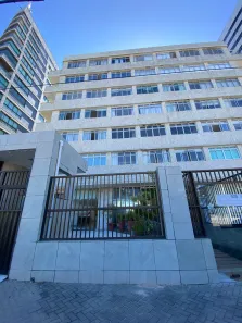 Apartamento com 2 Quartos para alugar, 70m² no Pina, Recife