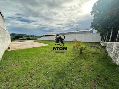 Fazenda/Sítio com 3 Quartos à venda, 213m² no Jardim Continental II, Taubaté