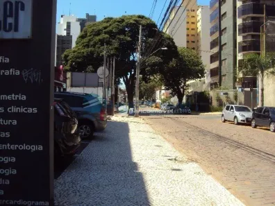 Sala Comercial para alugar, 48m² no Cambuí, Campinas