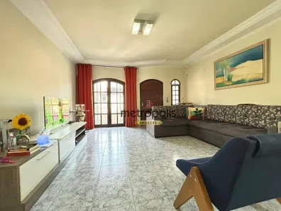 Sobrado com 4 Quartos à venda, 270m² no Campestre, Santo André