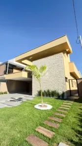 Casa de Condomínio com 3 Quartos à venda, 150m² no Parqville Pinheiros, Aparecida de Goiânia