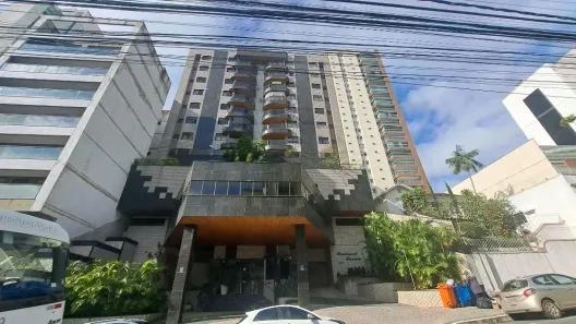 Apartamento com 3 Quartos à venda, 140m² no Centro, Juiz de Fora