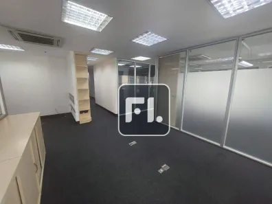 Sala Comercial para alugar, 63m² no Dezoito do Forte Empresarial/Alphaville., Barueri