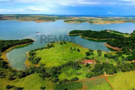 Fazenda/Sítio com 5 Quartos à venda, 180m² no Campos Lindos, Cristalina