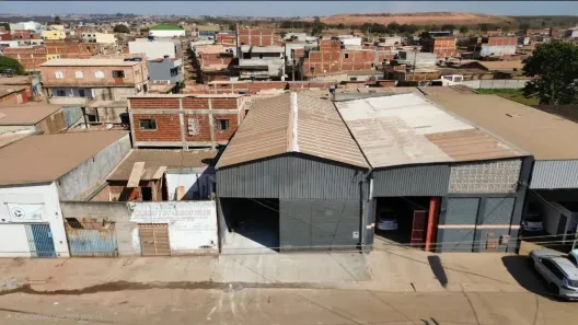Galpão/Depósito/Armazém à venda, 250m² no Setor Leste, Brasília