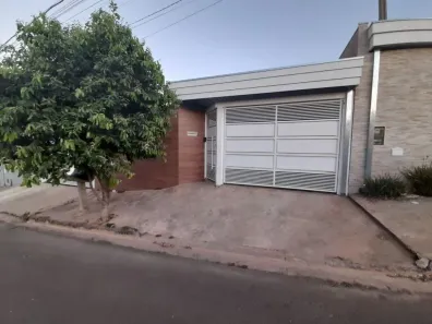 Casa com 2 Quartos à venda, 74m² no Armando Mascaro, Marília