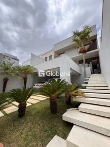 Casa com 3 Quartos à venda, 221m² no Independência, Montes Claros