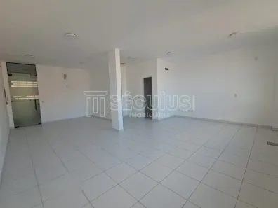 Sala Comercial para alugar, 61m² no Centro, Jaraguá do Sul