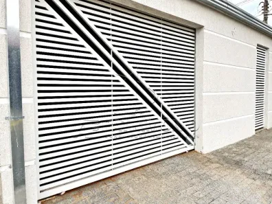 Casa com 2 Quartos à venda, 159m² no Jardim Santa Rosália, Sorocaba