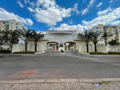 Apartamento com 3 Quartos para alugar, 75m² no Moinho dos Ventos, Goiânia
