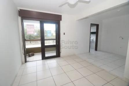 Apartamento com 2 Quartos para alugar, 60m² no Três Vendas, Pelotas