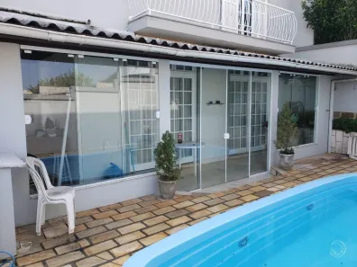 Casa com 3 Quartos à venda, 254m² no Agronômica, Florianópolis