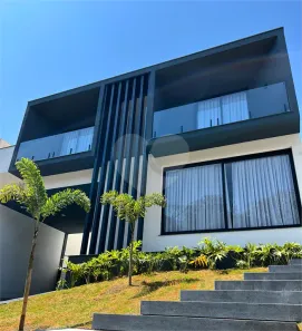 Sobrado com 5 Quartos à venda, 431m² no Jardim Limoeiro, Arujá