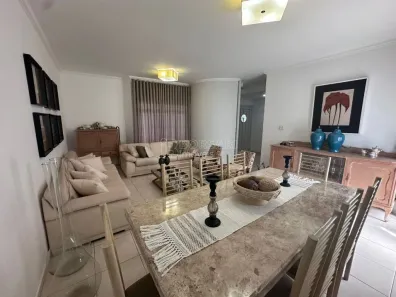 Casa com 4 Quartos à venda, 165m² no Centro, Araraquara