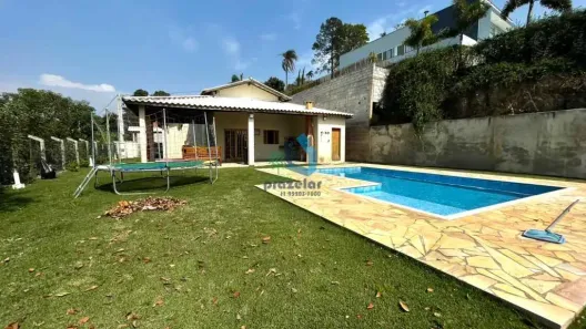 Fazenda/Sítio com 3 Quartos à venda, 1600m² no Dona Catarina, Mairinque