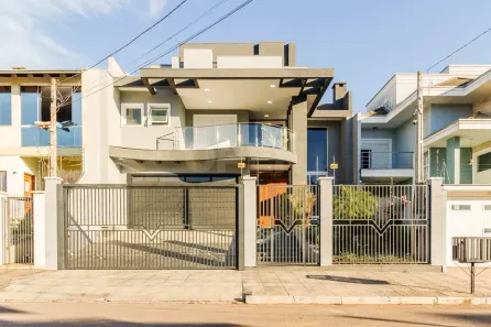 Sobrado com 4 Quartos à venda, 340m² no Marechal Rondon, Canoas