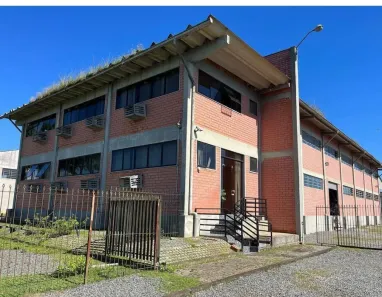 Galpão/Depósito/Armazém para alugar, 1400m² no Porto Grande, Araquari