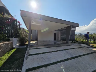 Fazenda/Sítio com 3 Quartos à venda, 180m² no Centro, Pinhalzinho